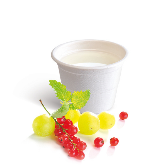 10 oz compostable portion control cups with 4oz and 8oz indicators